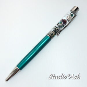 リンフラワーと真珠のシックなレジンボールペン